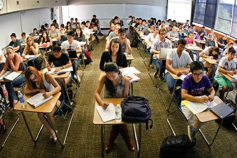 college class 600 x 340.jpg