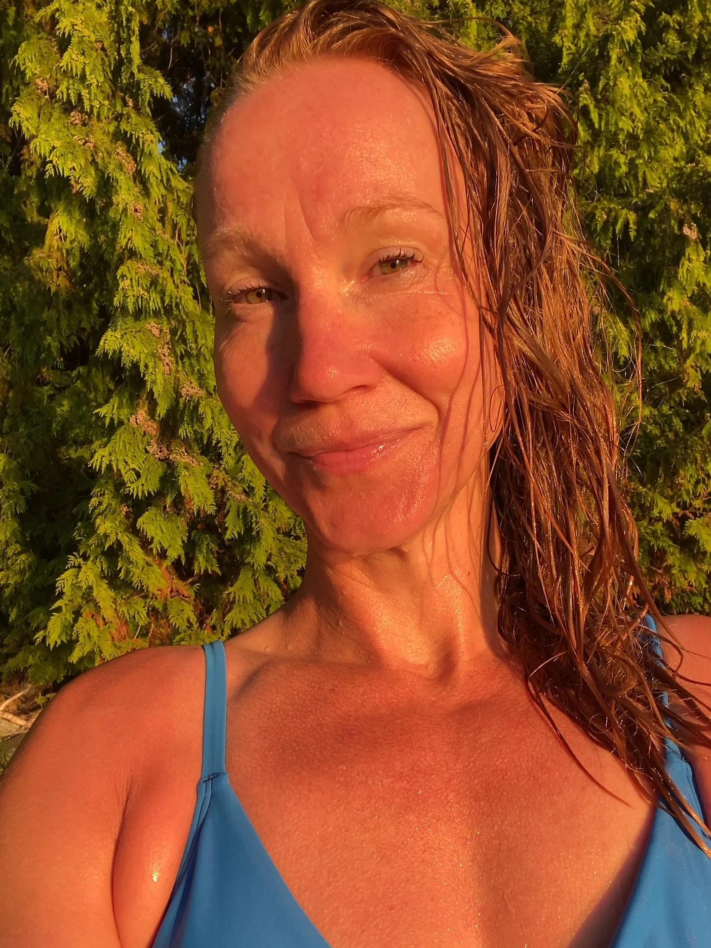 ✨ Simple changes that helped me move from burnout to feeling good again 

I stopped the hustle &mdash; the constant pressure, the overthinking, the long to-do lists.
I let myself slow down.

I started prioritizing rest 

giving my body time to recove