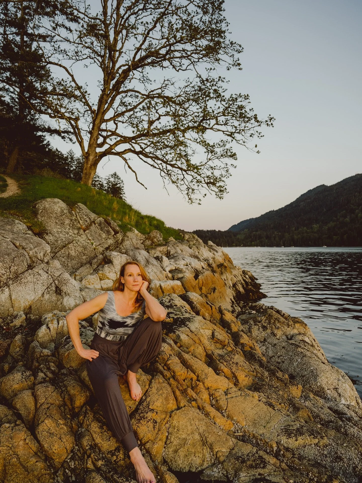 If you&rsquo;ve been waiting for the perfect time to take care of yourself, to make space for your body, your health, your happiness

I want to gently remind you: there is no perfect time.

Life will always feel full.

There will be work and kids and