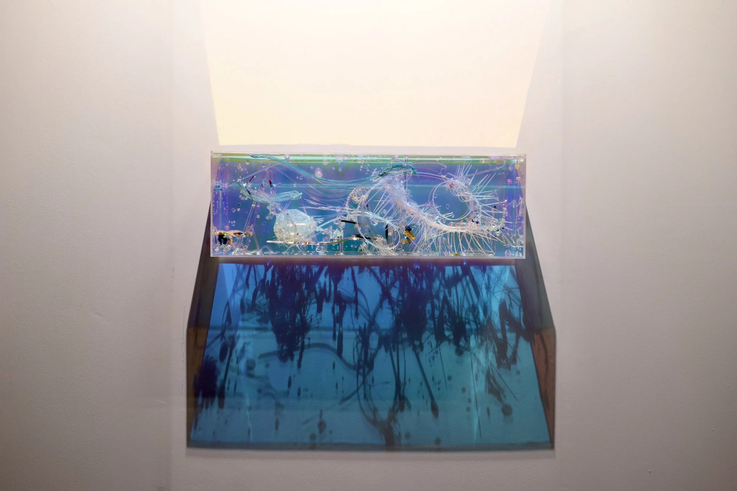 cause it's raining in my heart
75 x 25 x 15 cm
Mixed Media
2026