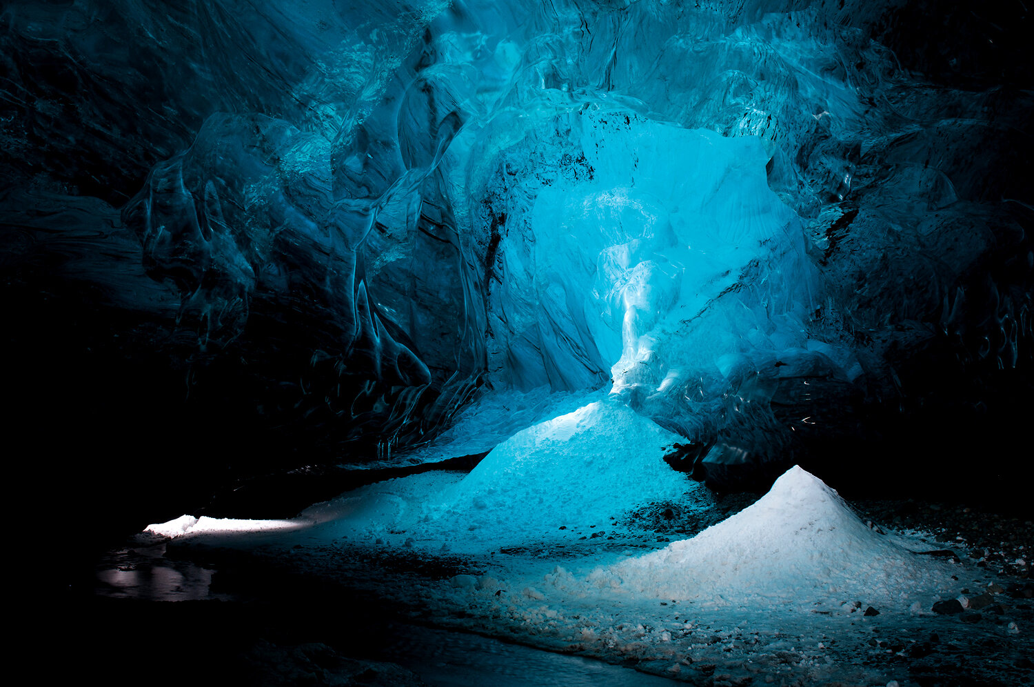 adam balcy ice cave.jpg