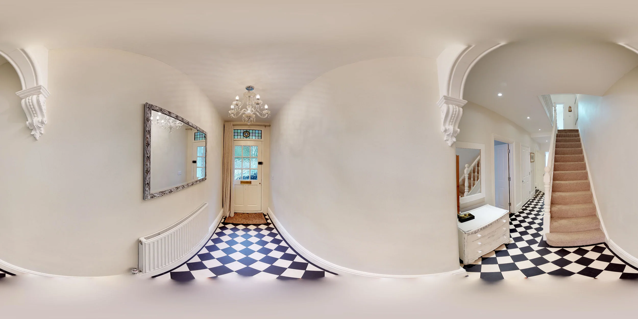kCvbgHZDeBE - Hallway 360..jpg