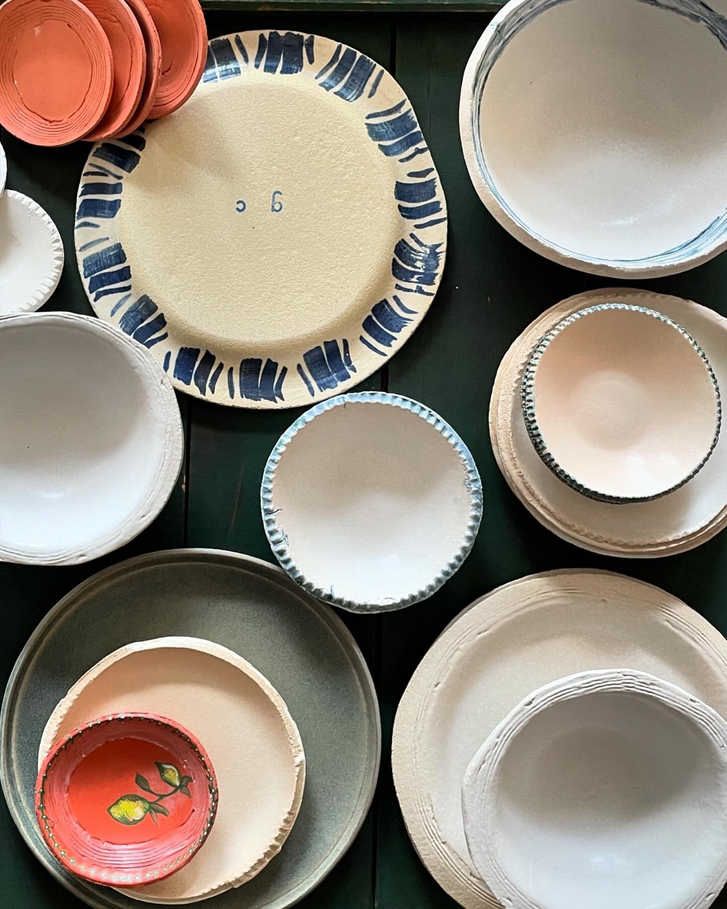 tableware gang all here 👀
that industrial rim is the favorite trash texture piece of the moment, but maybe of all time. Either way, texture tableware is the future. 
Good Connection
Grand Street Collection?
🤓