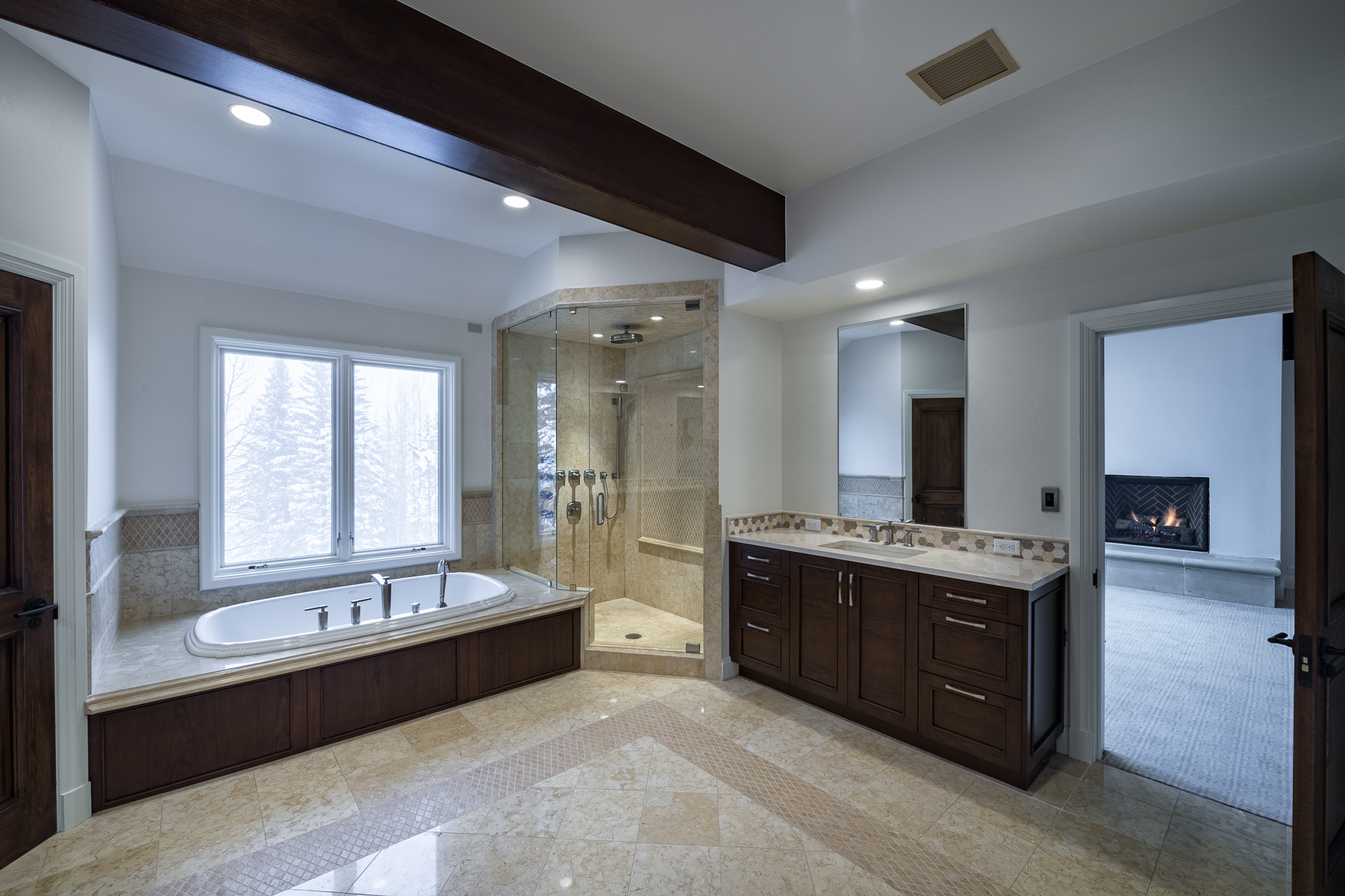 65_Elk_Track_Remodel_guest bath.jpg