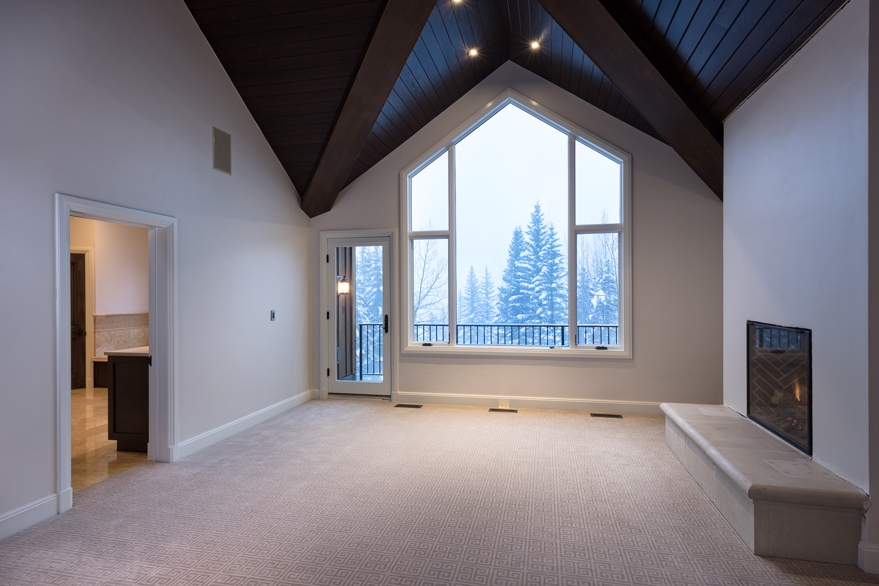 65_Elk_Track_Remodel_master window.jpg