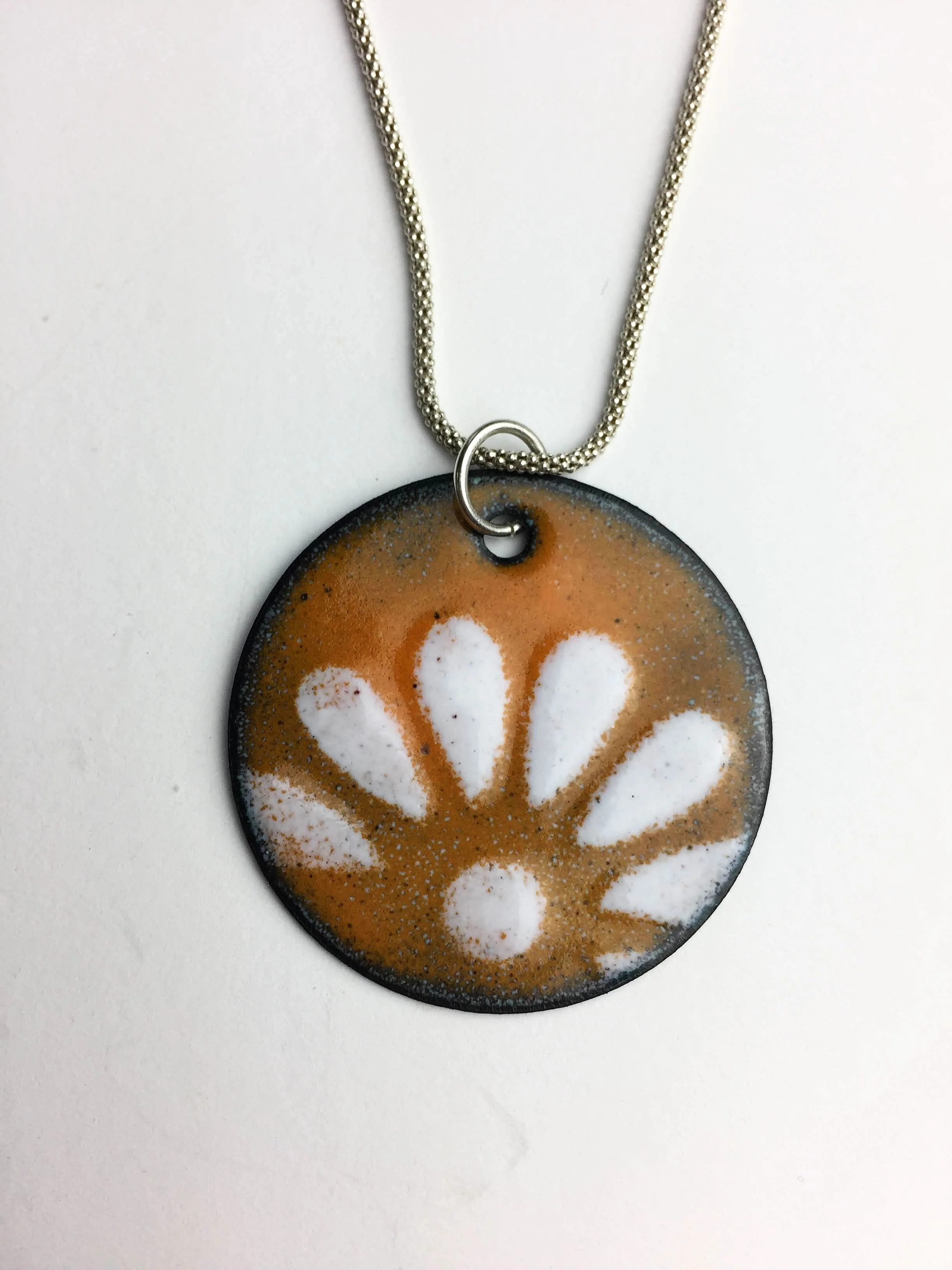 ModernFlowerOrangeEnamel