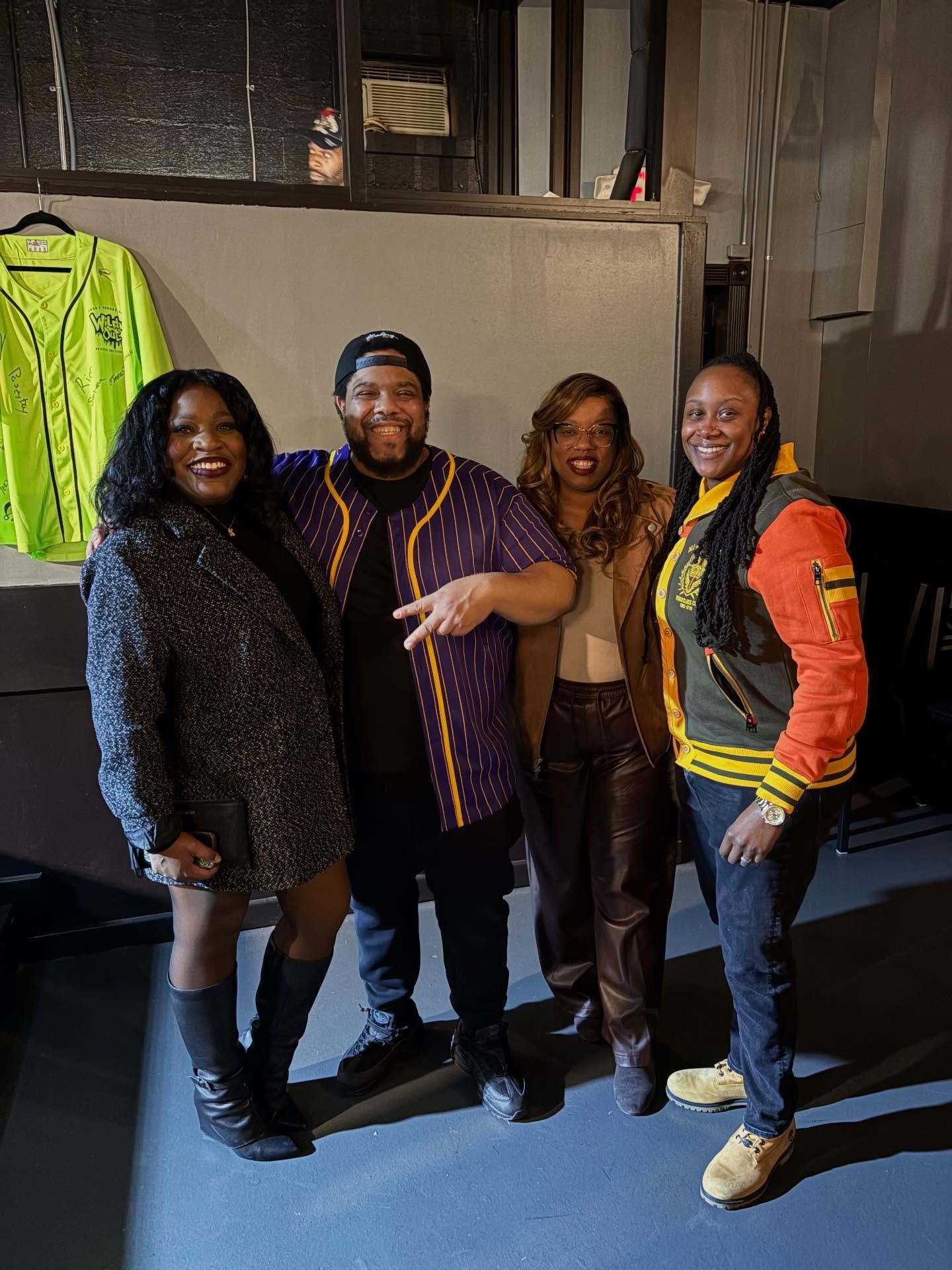 @therealcharlieclips and @radiobigmack did their big one in the city tonight with Wild&rsquo;n&rsquo; Out! Shout out to @jokerscomedyhouse for bringing quality entertainment! The Clarksville growth had been so amazing to watch. 

#clarksville #blackc