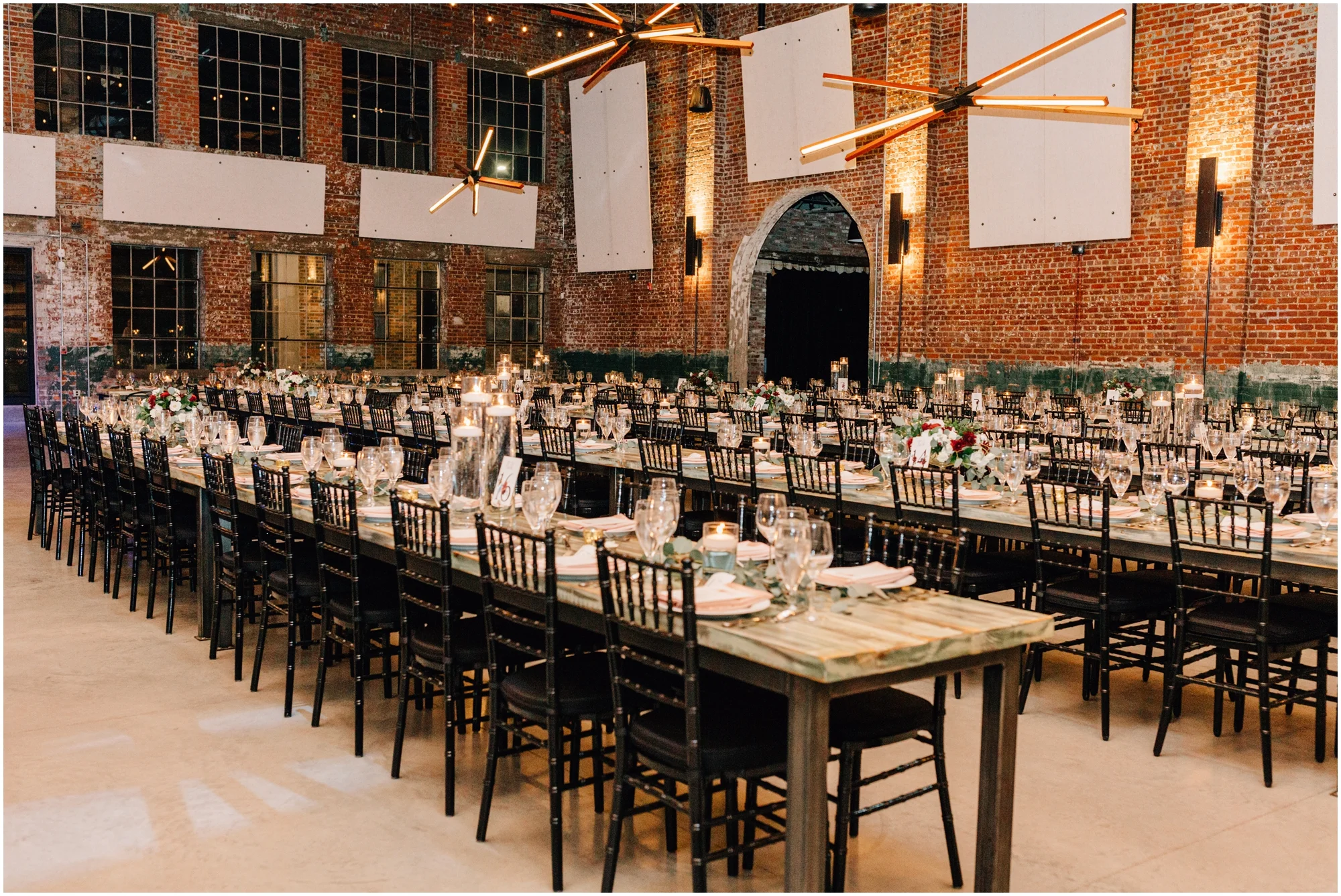 Cadillac-Service-Garage-Wedding_0025.jpg