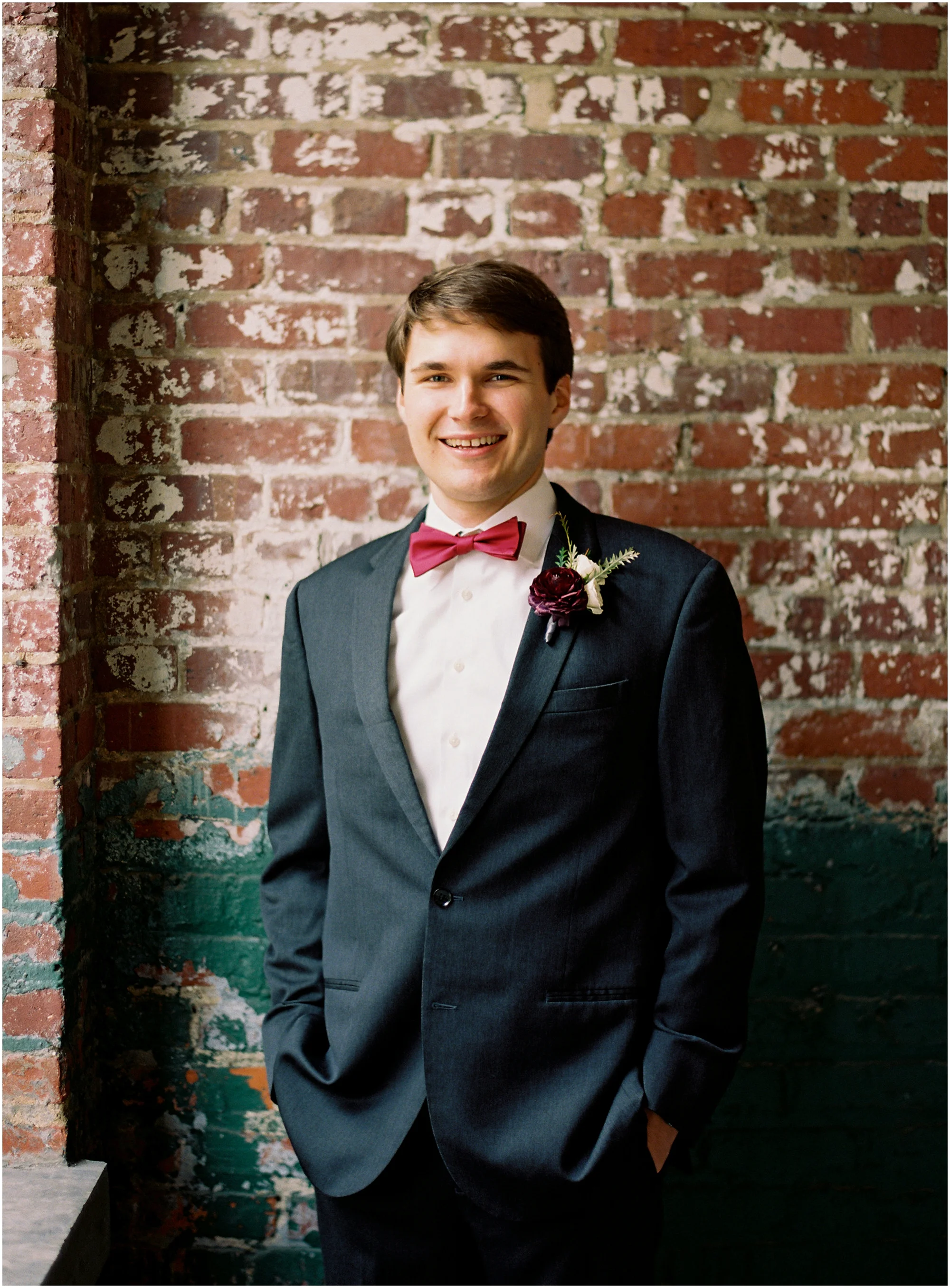Cadillac-Service-Garage-Wedding_0066.jpg