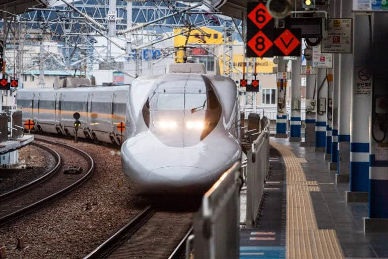 Bullet-train-at-station-770x514.jpg