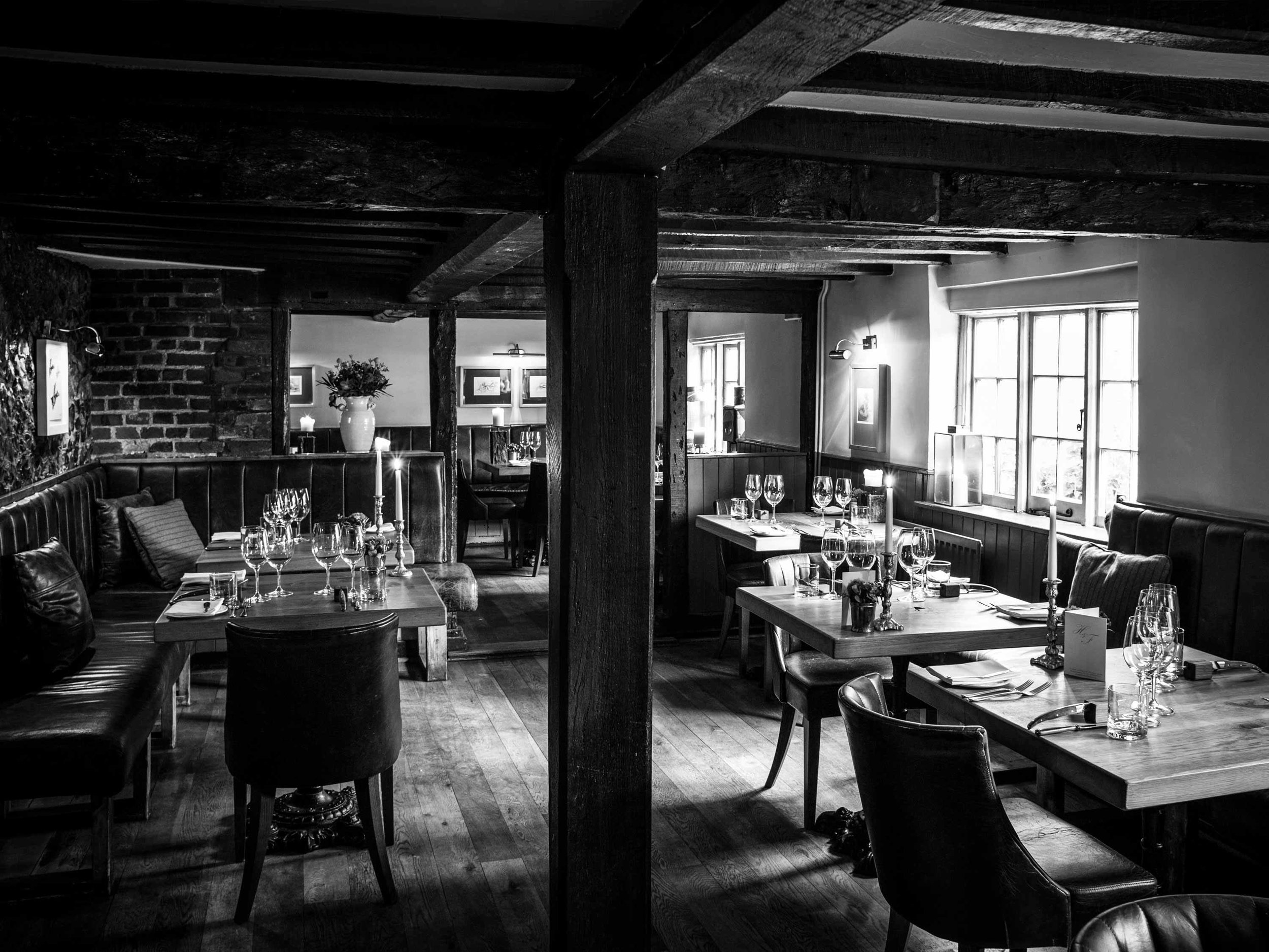 TheHandandFlowers_TomKerridge_Pub_D_01_4x3.jpg