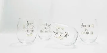 Retail Wine Glasses & Bottles