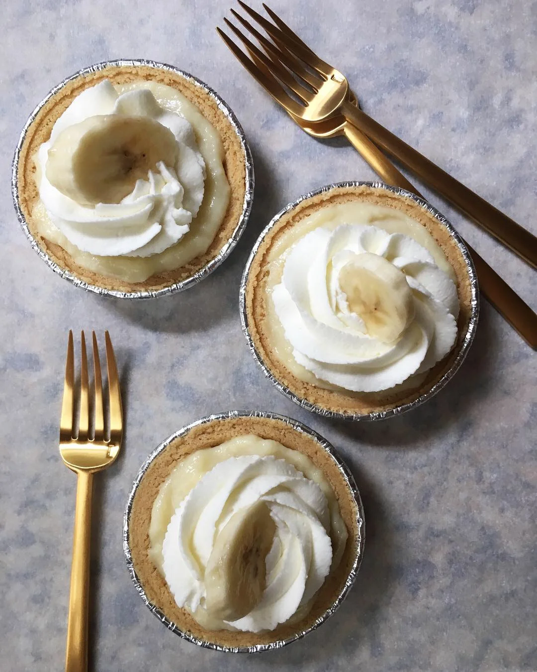 Mini Banana Cream Pies