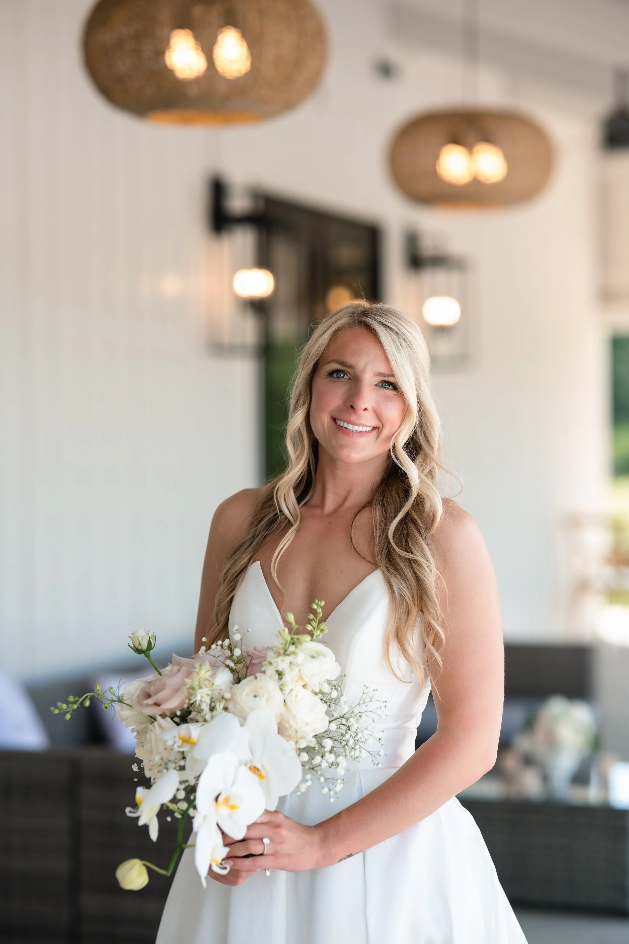 ForeverGreenStudios_Macy+Bodi_AshtonHillFarm_CedarRapids_Macy+Bodi_Veranda_655.jpg