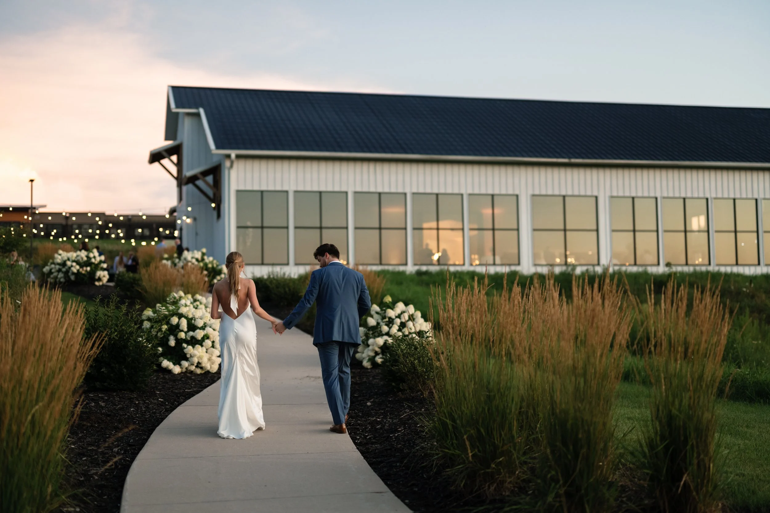 ForeverGreenStudios_AshtonHillFarm_Galena_Meghan+David_716.jpg