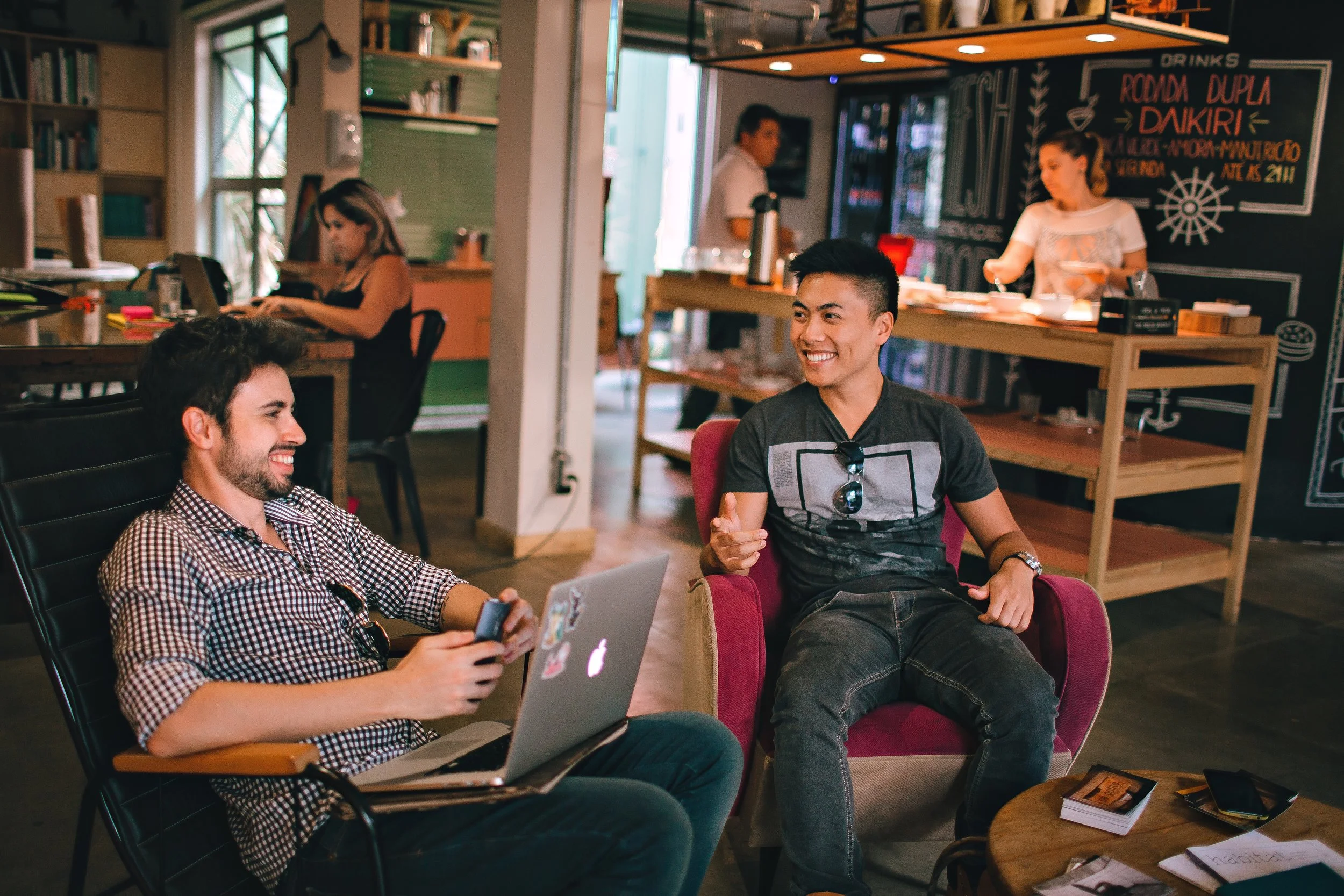Socializing: Enhance your communication in coworking spaces