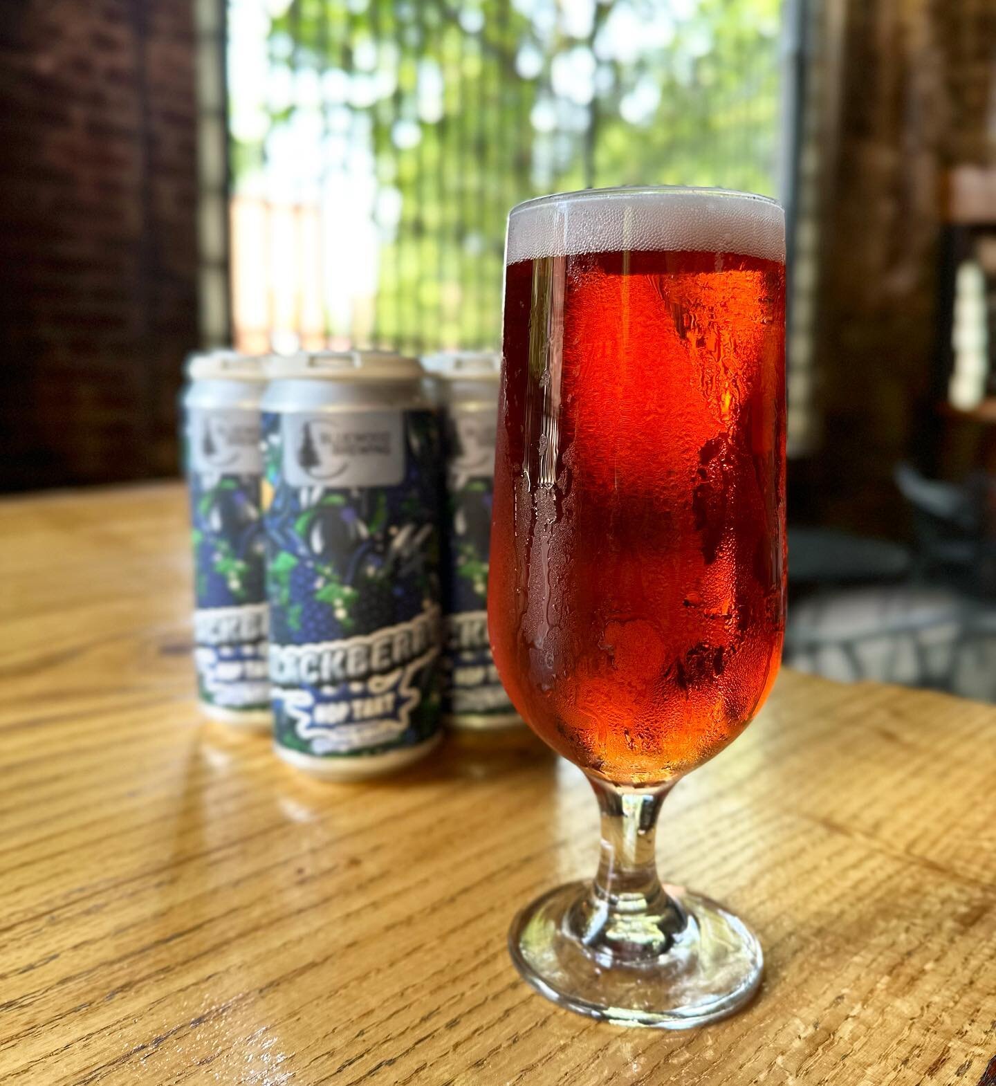 BLACKBERRY HOP TART 💜

Our favorite fruited sour is back in blackberry! We add a little lactose to the kettle and flavor it with graham cracker for a light treat reminiscent of blackberry cobbler 🥧 perfect on the patio on a hot day. 

Available on 