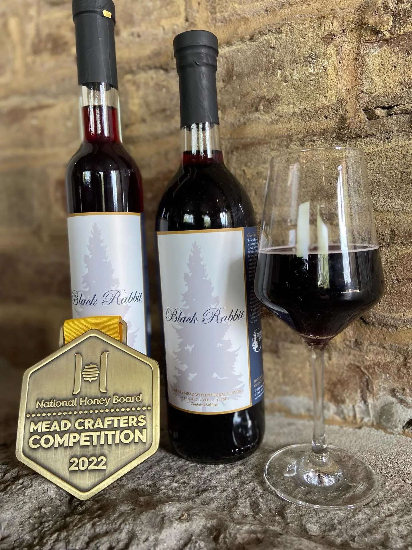 🐇 BLACK RABBIT MEAD 🐇

Easter weekend is the perfect time for Black Rabbit Mead to make its return. Black Rabbit is made with Malbec grape juice mixed with caramelized carrot blossom honey, fermented with a Bordeaux yeast, and aged on French oak fo