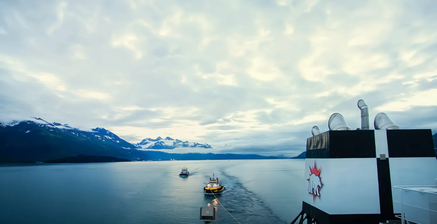 1 ship outbound with response vessels.jpg