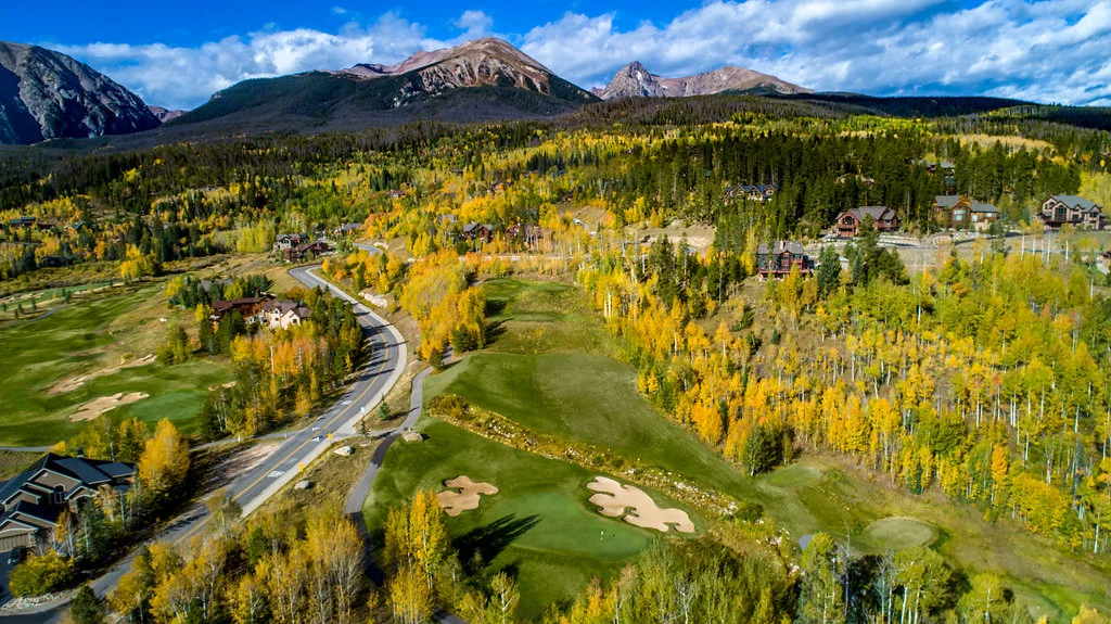 Ravenat3PeaksHole8DJI_0558-Edit.jpg