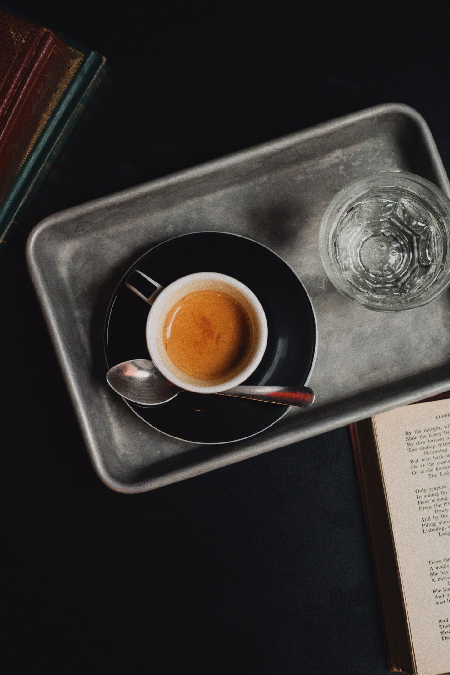 A classic &ldquo;will this shot of espresso increase my productivity or just my heart rate&rdquo; moment, ya know?
&bull;
📷 @emmacolwellphoto
&bull;
&bull;
&bull;
#NorthamptonMA #othersidema #westernmass #smithcollege #umassamherst #amherstcollege #