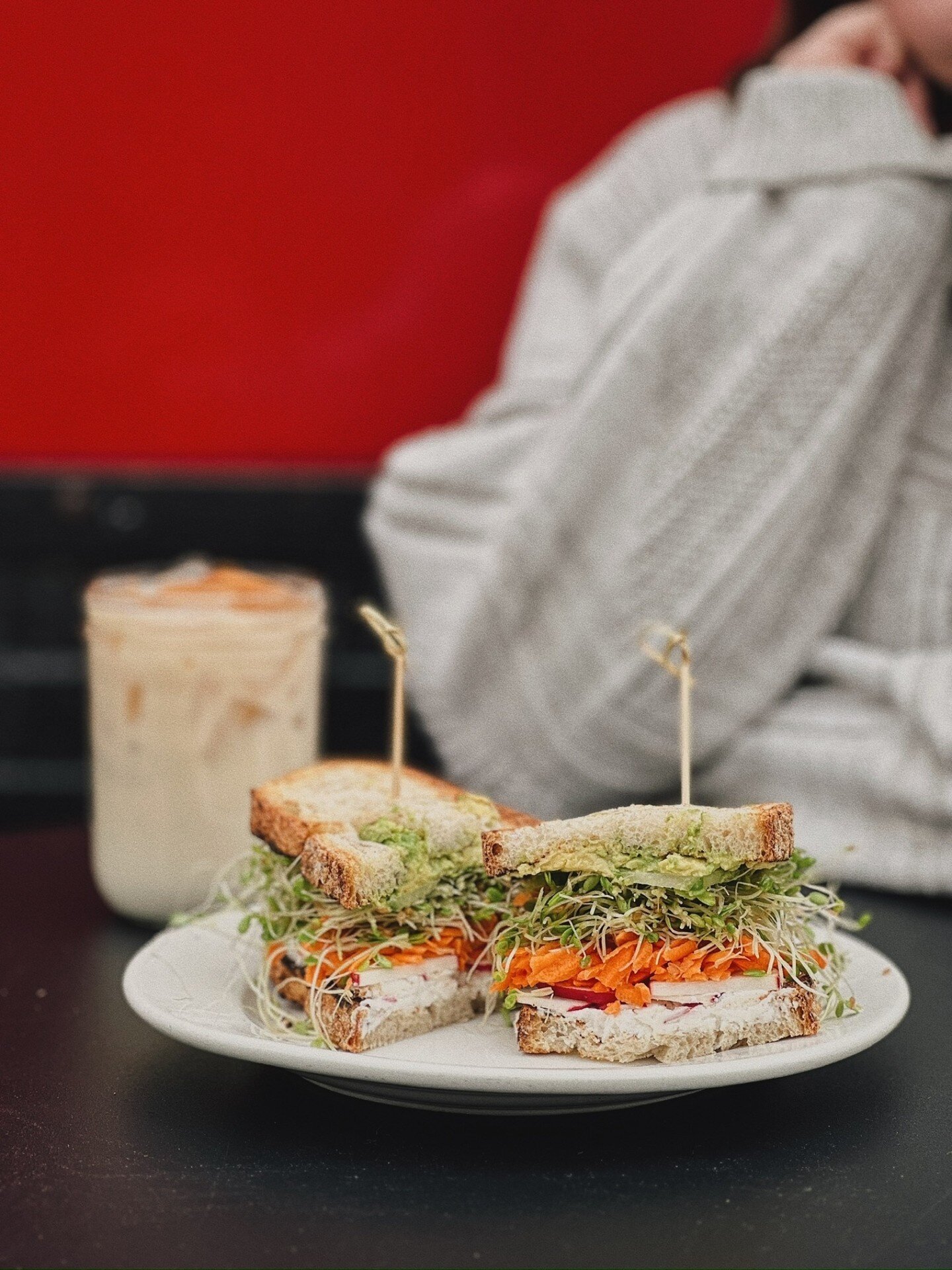 The Carrot &amp; Radish Sandwich is back, babes!
&bull;
Crisp, crunchy, and fresh&mdash;perfect for a springtime lunch. 
&bull;
You know the drill&mdash;we&rsquo;re here 8-6 every day!
📷 @emmacolwellphoto
&bull;
&bull;
&bull;
#NorthamptonMA #othersi