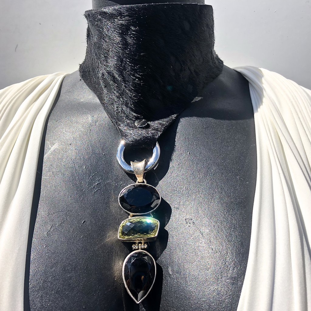 Nyet Jewelry Design and handmade unisex leather jewelry and accessories.