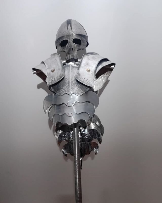 AUCTION TOMORROW!!! Imagine the confidence you'll have after winning this amazing handcrafted armor of Rusty Oliver.  No better opportunity to showcase your supreme swordplay, witty tongue, and staunch refusal to surrender your bridge. 
Easy registra