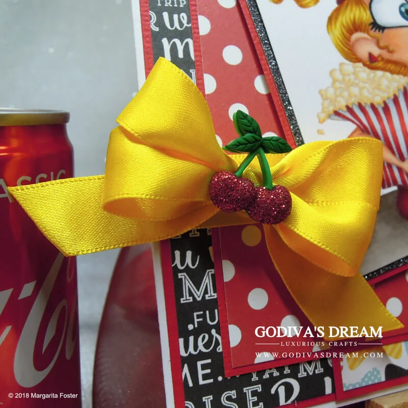Movie Birthday Card “Pass the Popcorn” by Godiva’s Dream. What do you do when it’s pretty chilly outside and it gets dark rather early? Why you wrap up in your favourite blanket and watch a great film! I made this fun and vibrant birthday card that’s perfect for a movie or a TV show fan. #cardmaking #handmadecard #papercrafting #birthdaycard #stamping