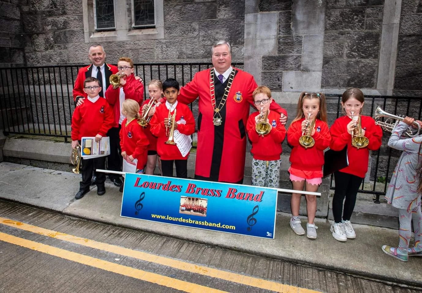 LBB Beginners with Drogheda Mayor.jpg