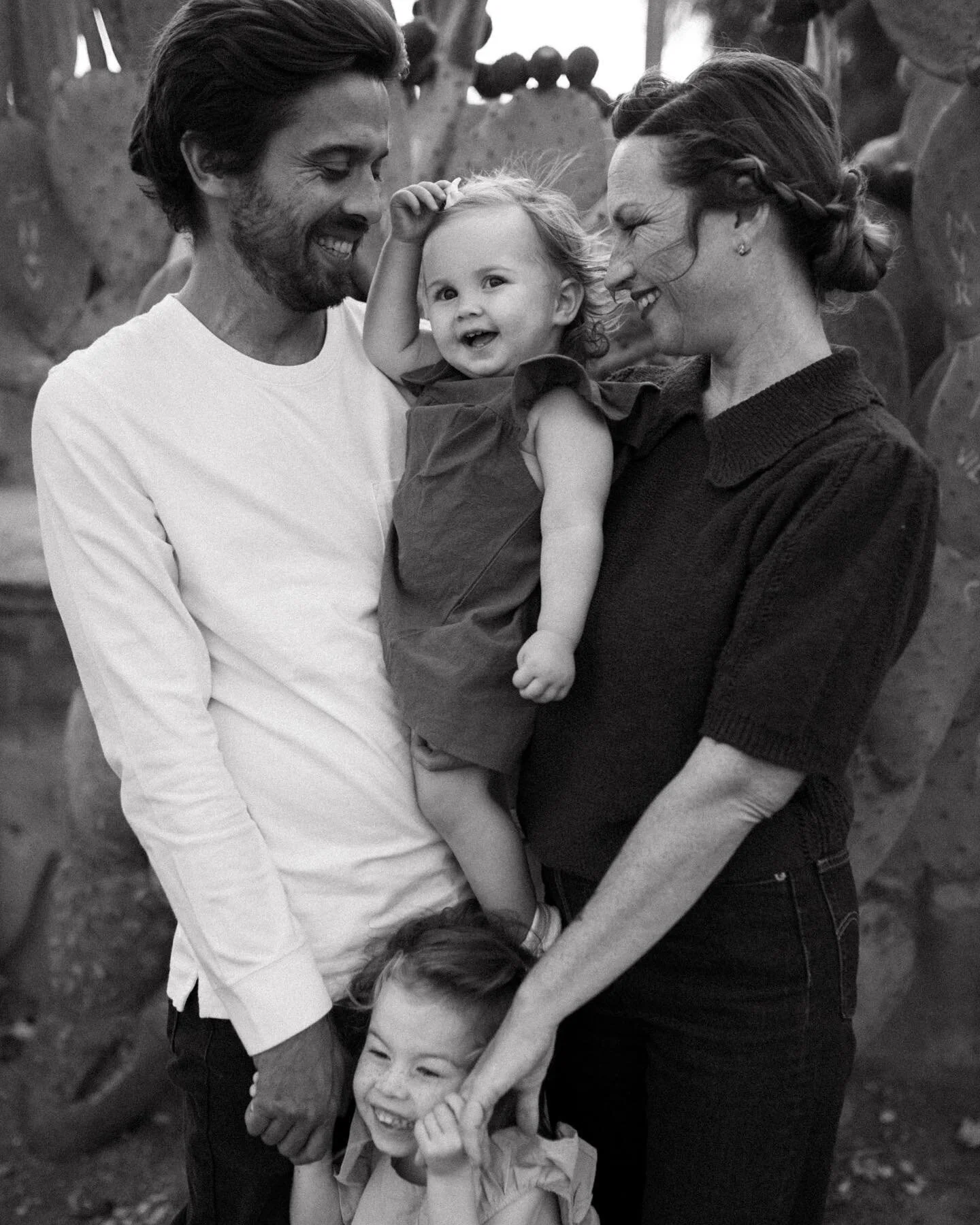 My plans changed a little from when I first announced family photo openings (I was awaiting confirmation that we were in fact moving to Tahoe 😜) and I&rsquo;ll be here a little longer than I first planned for, so I have a few more dates left if anyo