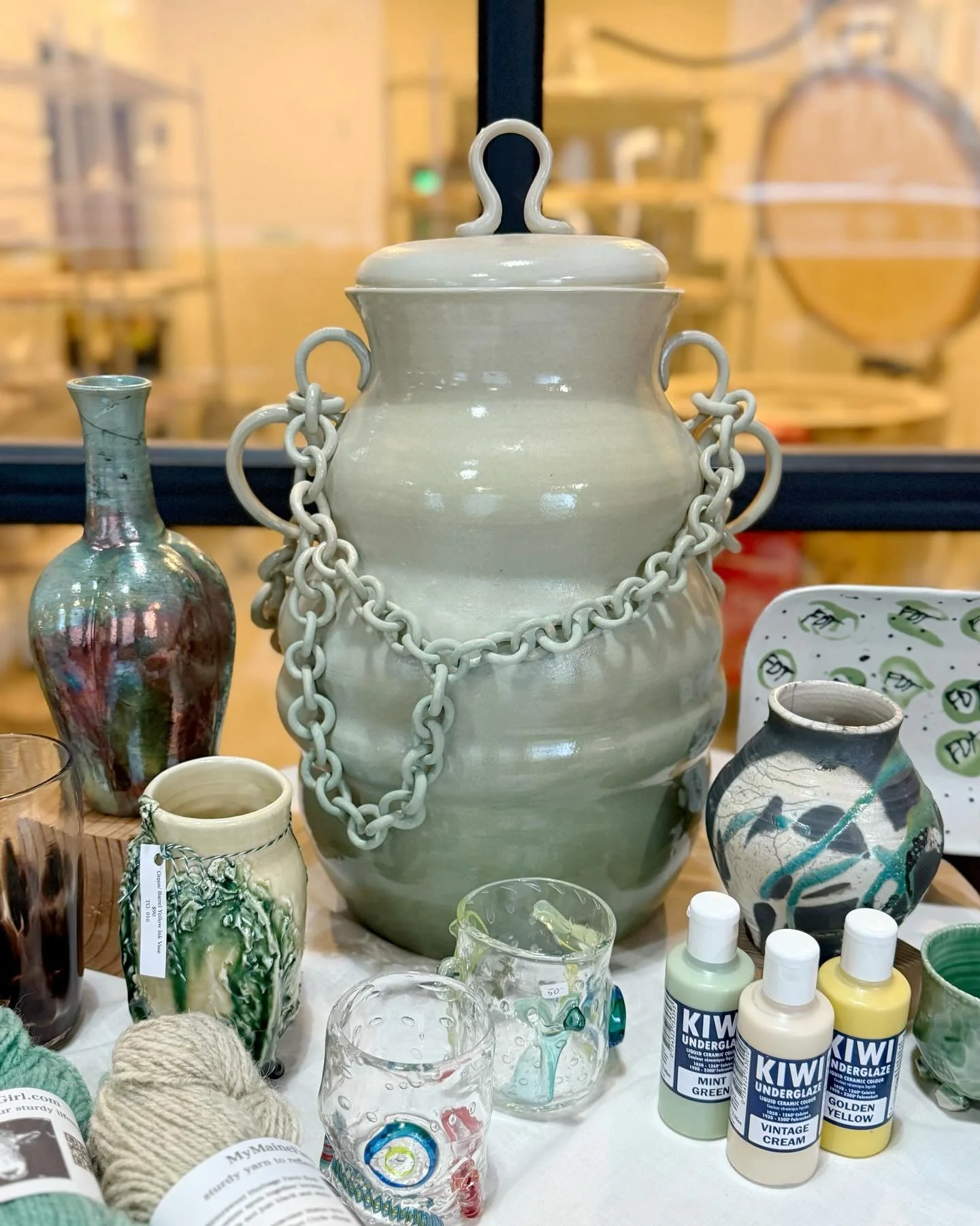 Last weekend of the Winter Market at @maineclay and it&rsquo;s honestly such a good one. 

They are open through Sunday, 10&ndash;6. Tons of beautiful, thoughtful stuff - perfect little gifts and stocking stuffers, cards, skincare, jewelry, glass, ca