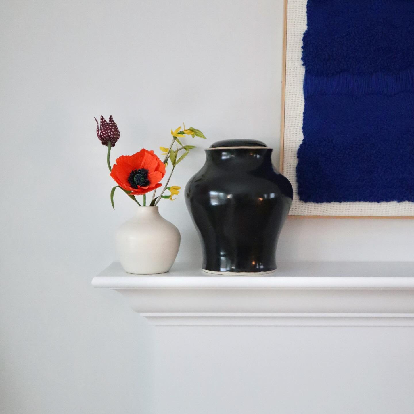 Big snow day meant big website updates! @evbend_ and I have been tinkering away, getting ready for a shop update. I&rsquo;m obsessed with the new color palette! Take a look &amp; let us know what you think. 

I have a collection of urns, jars, and bo