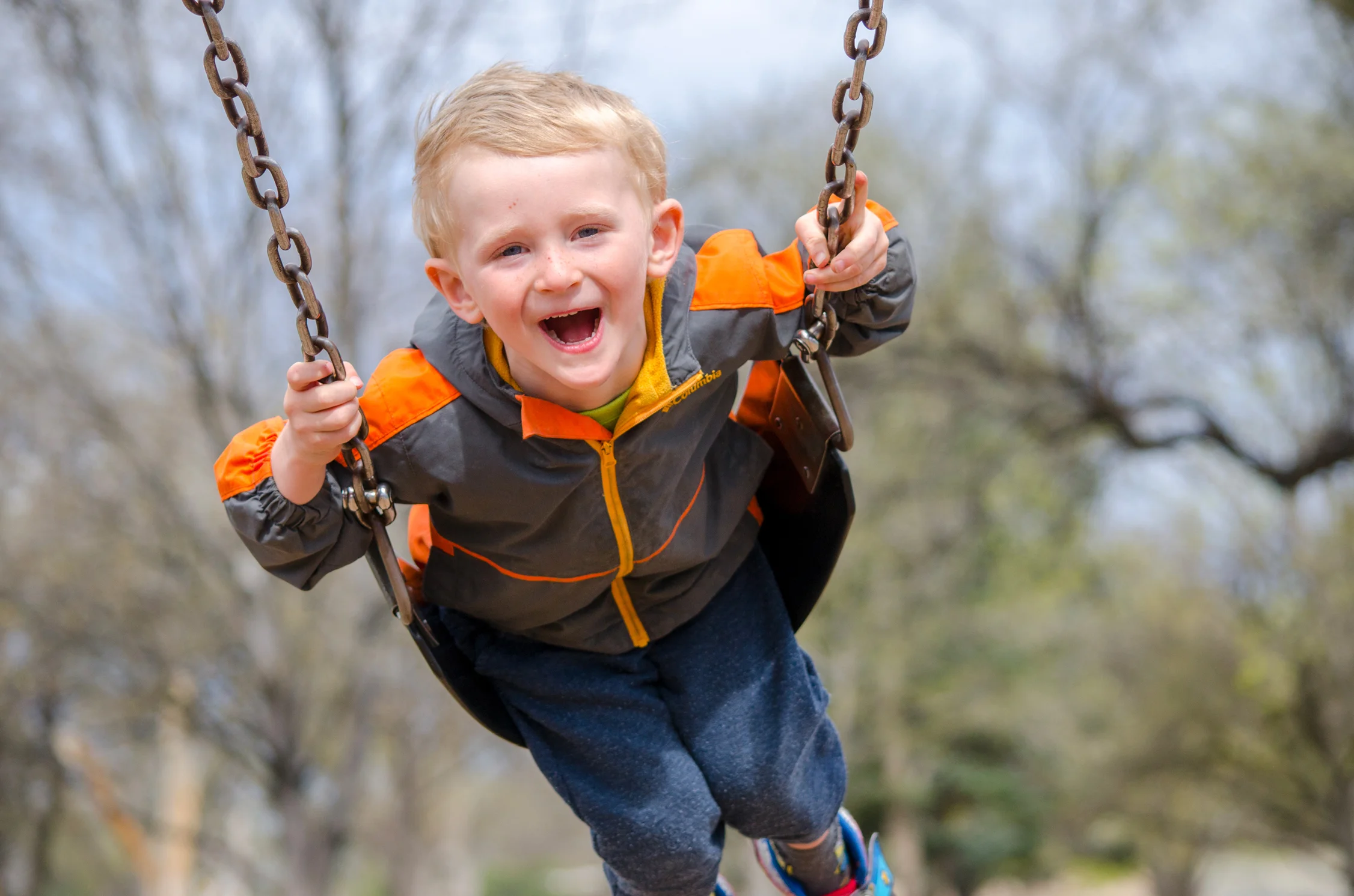 swinging.jpg