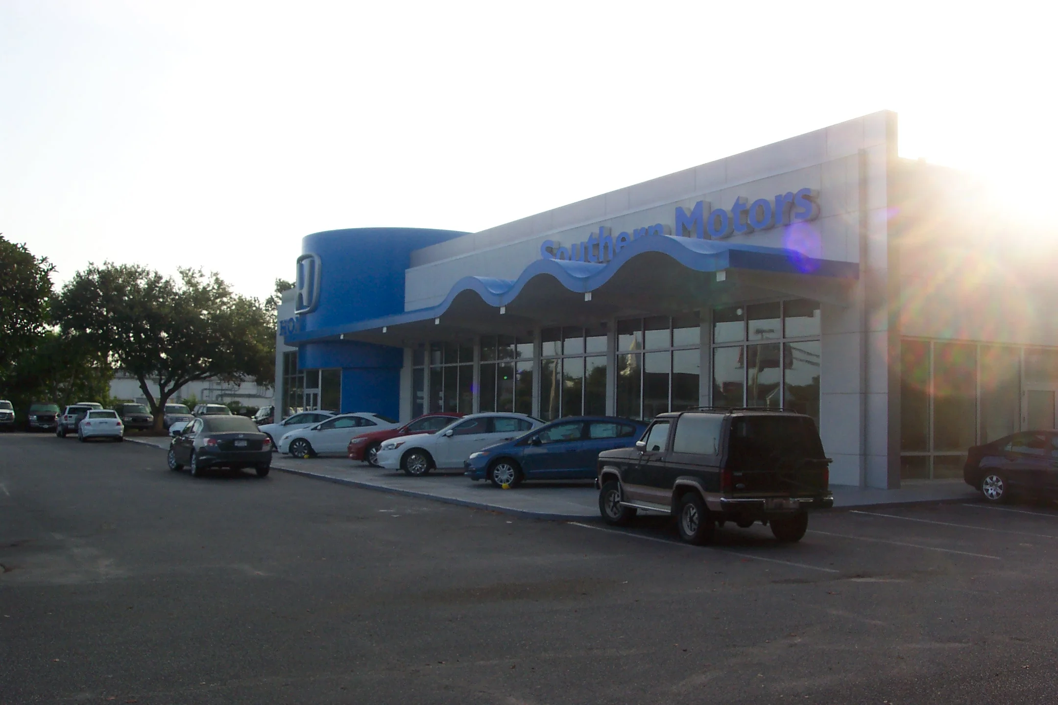 Sothern Motors Honda 003.jpg