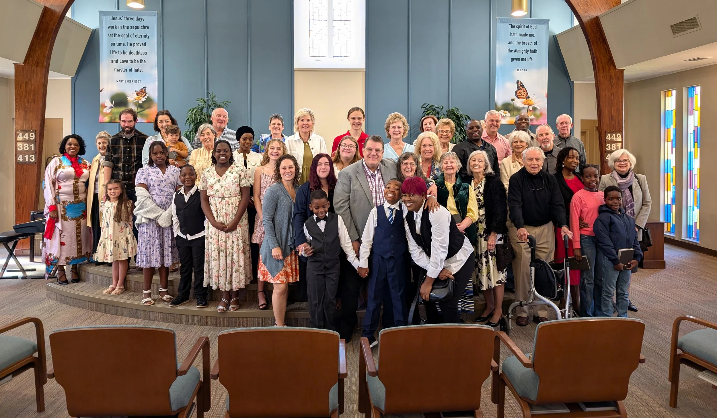 26-4-5 Church Easter Pic copy 2.jpg