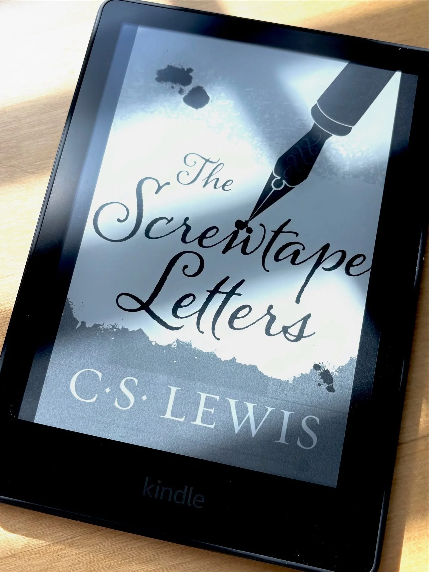 Recent read: The Screwtape Letters by C.S. Lewis
This was a school read a year or so ago for Sofs and it was on my #tbr for quite a while. I decided to read it on the train ride to and from NYC. The  demon Screwtape instructs his demon nephew Wormwo