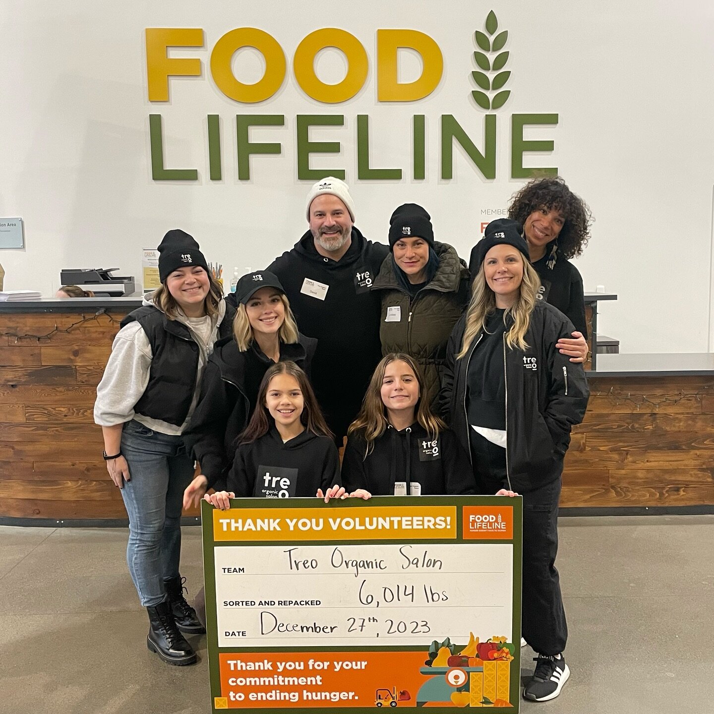 Big thanks to our girls and family that helped pack food at Seattle Food Lifeline. @foodlifeline Definitely consider donating or giving some of your time to this wonderful organization. They are basically the Food Bank to the Food Banks. They need he
