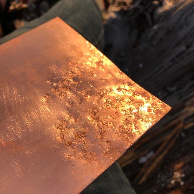 Working with rocks to create texture #copper #texture #rocks #nofilter #metalsmithing #workinprogress #sittingbybeach