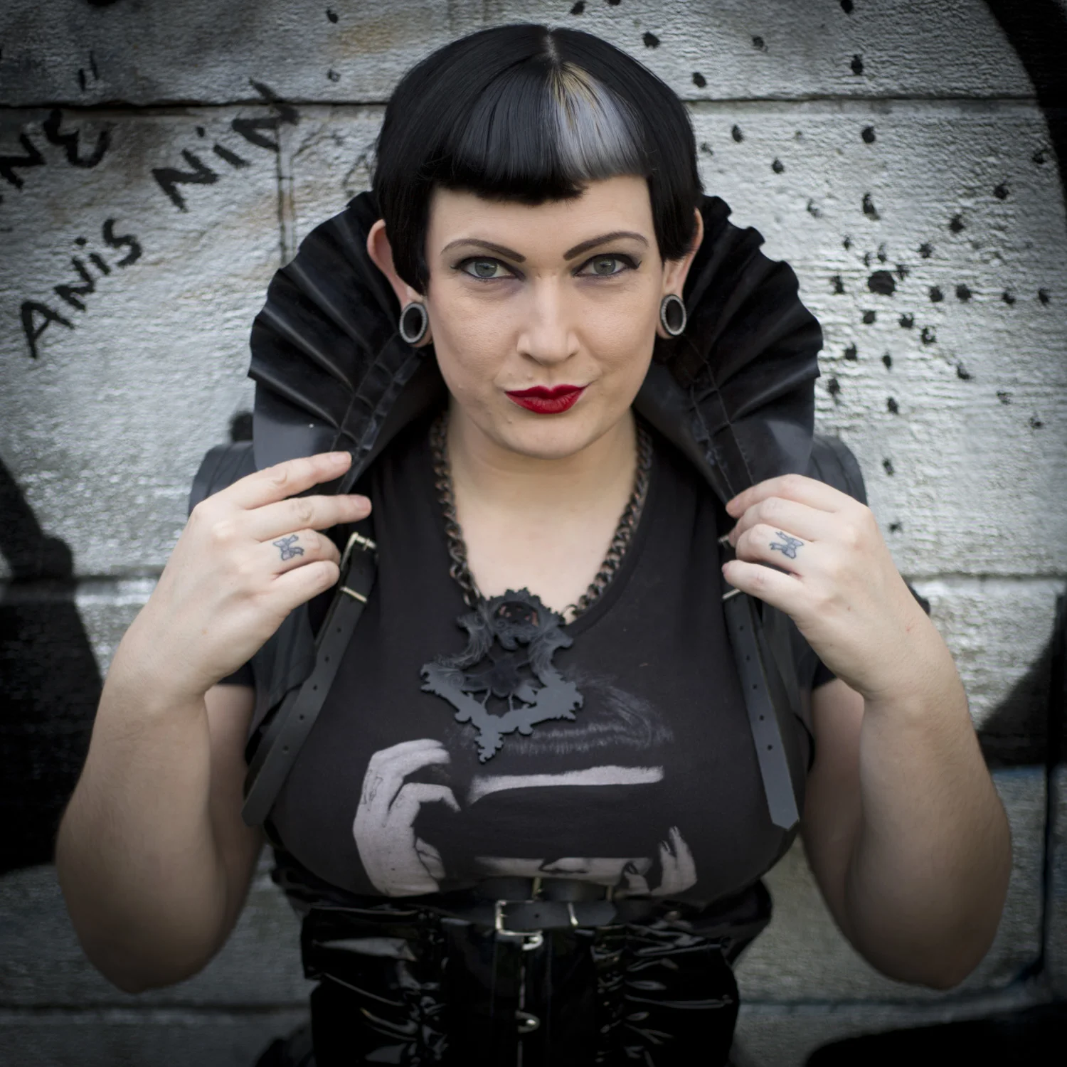 WENDY-CRANE_DEATHLETTERPROJECTS.COM-FEATURE2.jpg