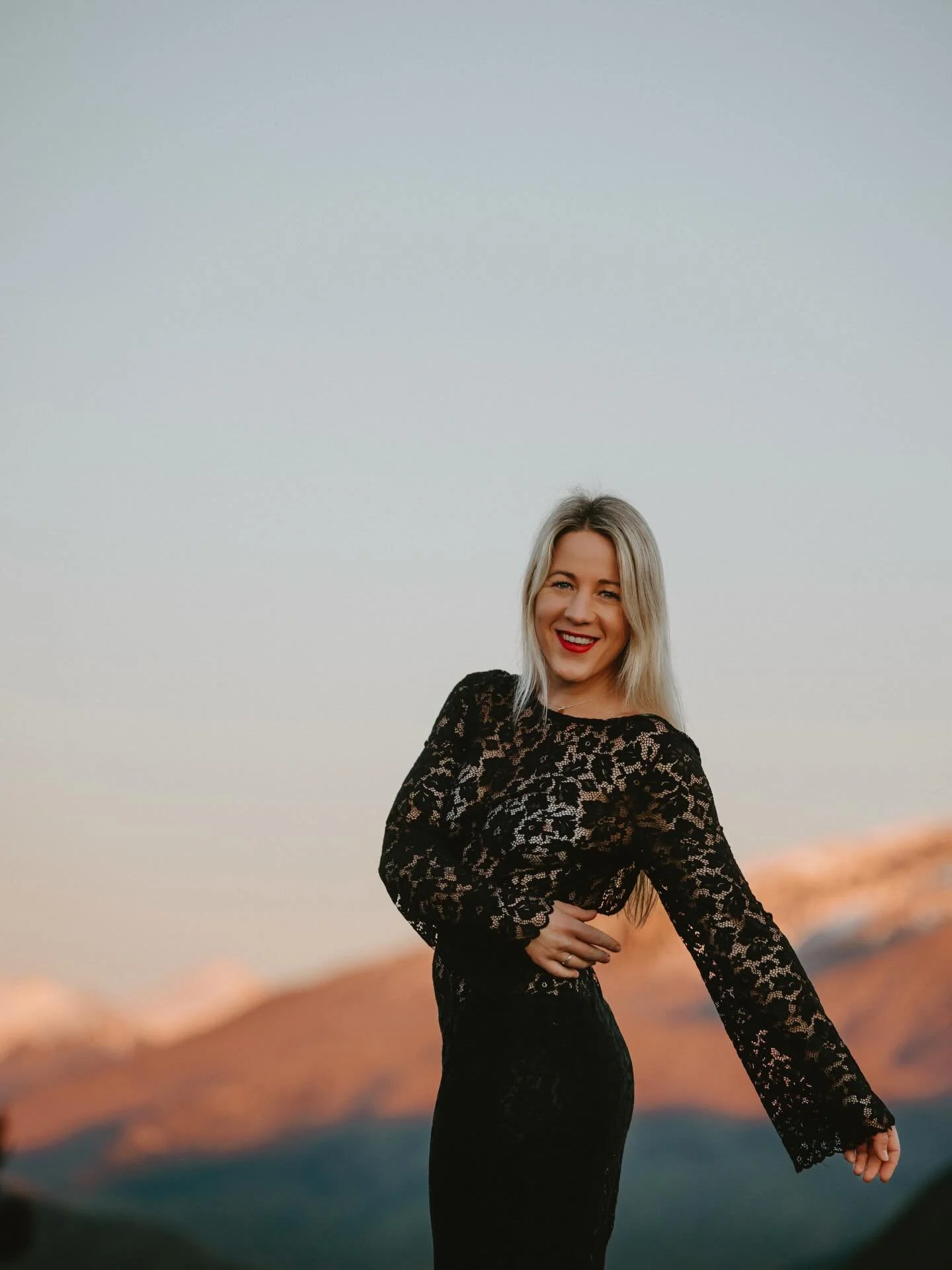 You know that desire for change that been pulling at you for awhile now? That internal nagging that&rsquo;s been whispering to you? You have known for some time now that you don&rsquo;t want to continue living your life the way that you are?

Repeati