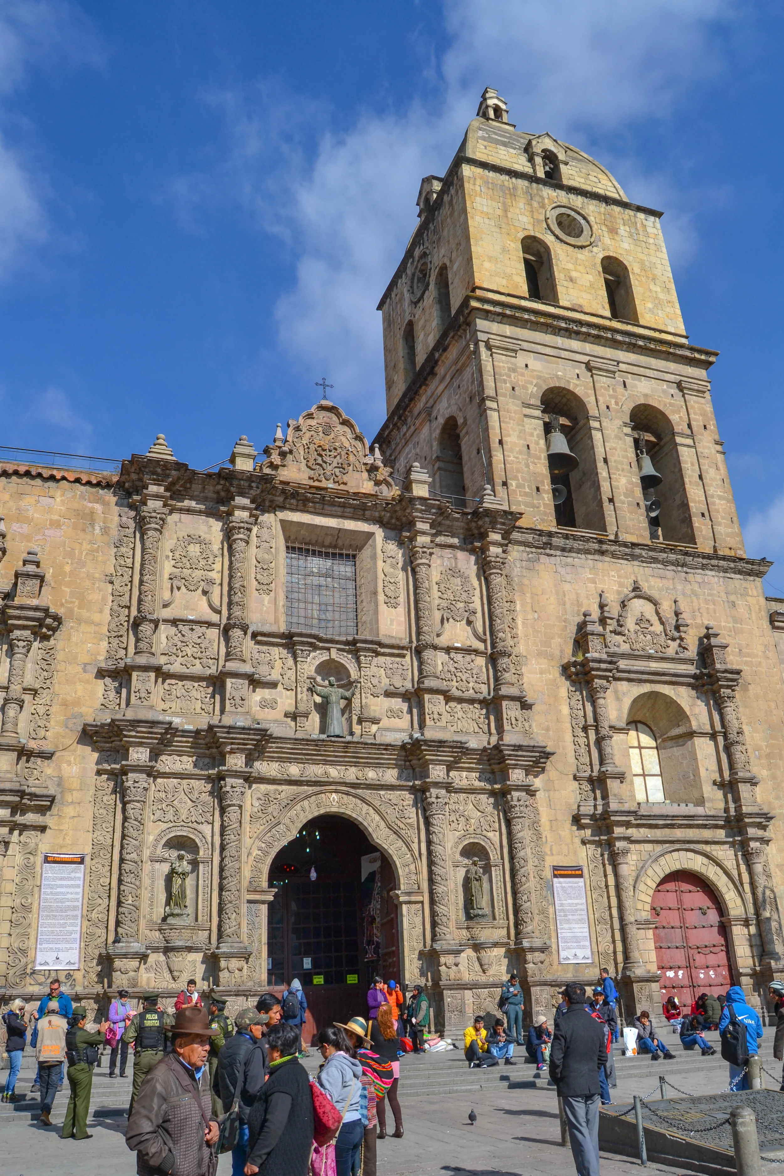 Exploring La Paz, Bolivia