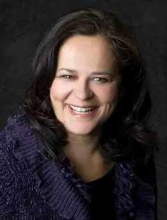*Amrita Bhar Registered Psychologist www.amritabhar.com Terwillegar Counselling Center 111 Haddow Close Edmonton T6R 3W3 780-447-2878 amrita@connectionscounselling.net Focus: Family Therapy, Trauma in Relationship, EFT with Diverse Cultures