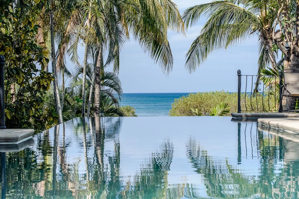 infinity_pool.jpg
