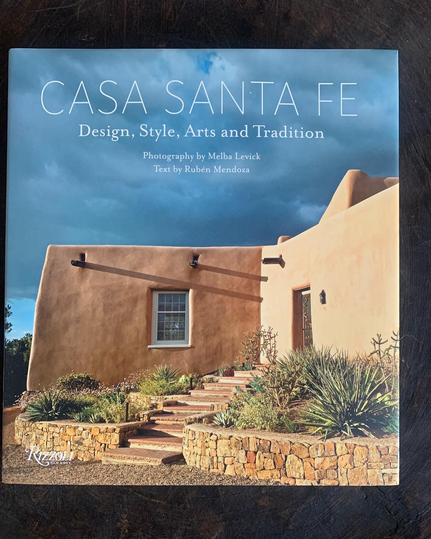 Just received in the mail! @melbalevickphotos beautiful new book about Santa Fe homes.
My sweet old house included&hellip;🙏🏻🙏🏻
Check it out..