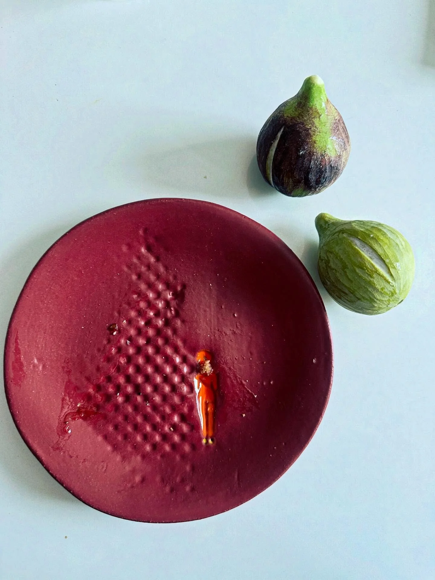 just a few crumbs..
Plates that live in New York City.

#ceramics