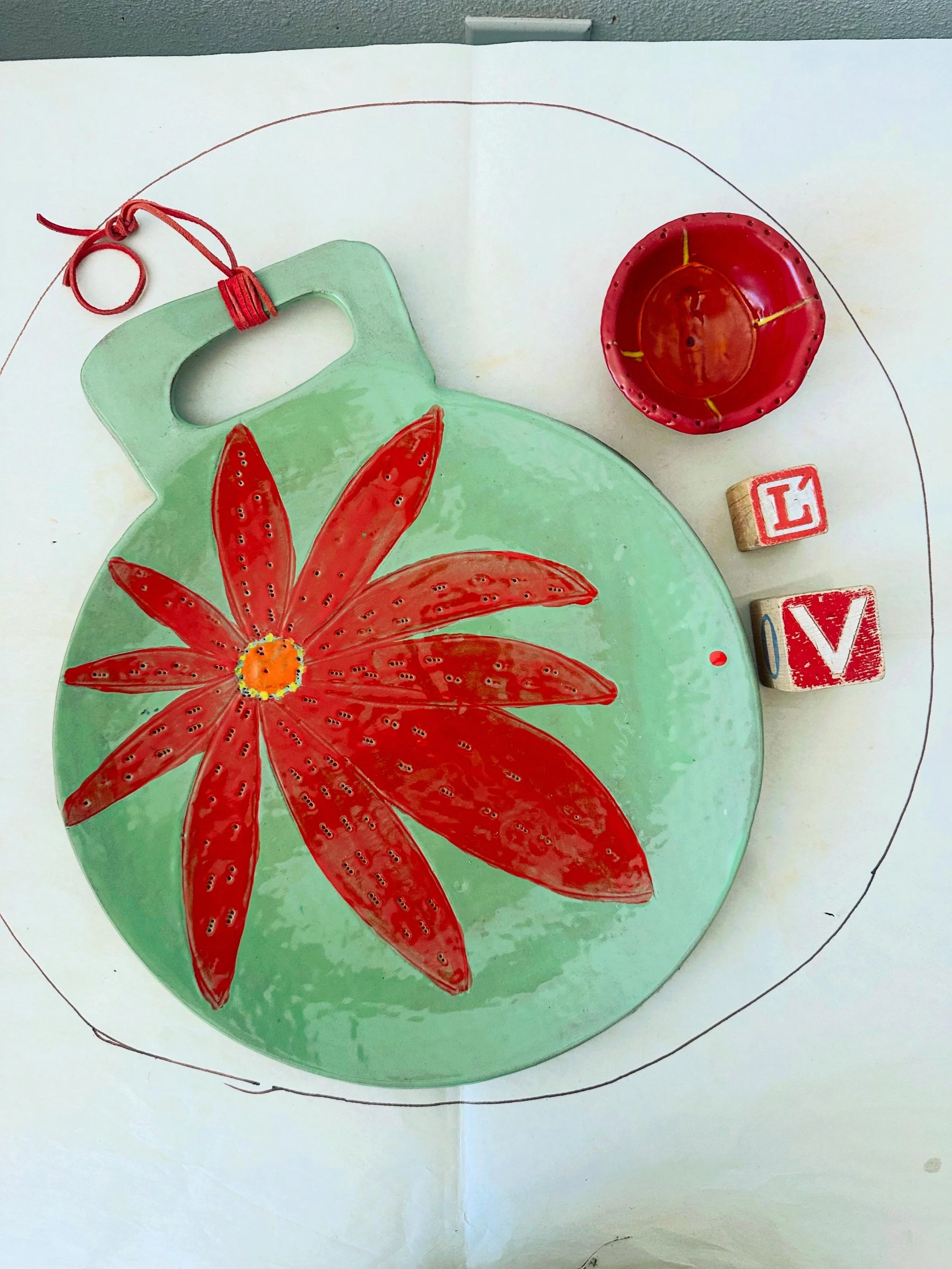 sneak peek of some of what&rsquo;s headed to @cielohandcrafted this coming week..🌺💚

#ceramics 
#coolshops 
#santafe