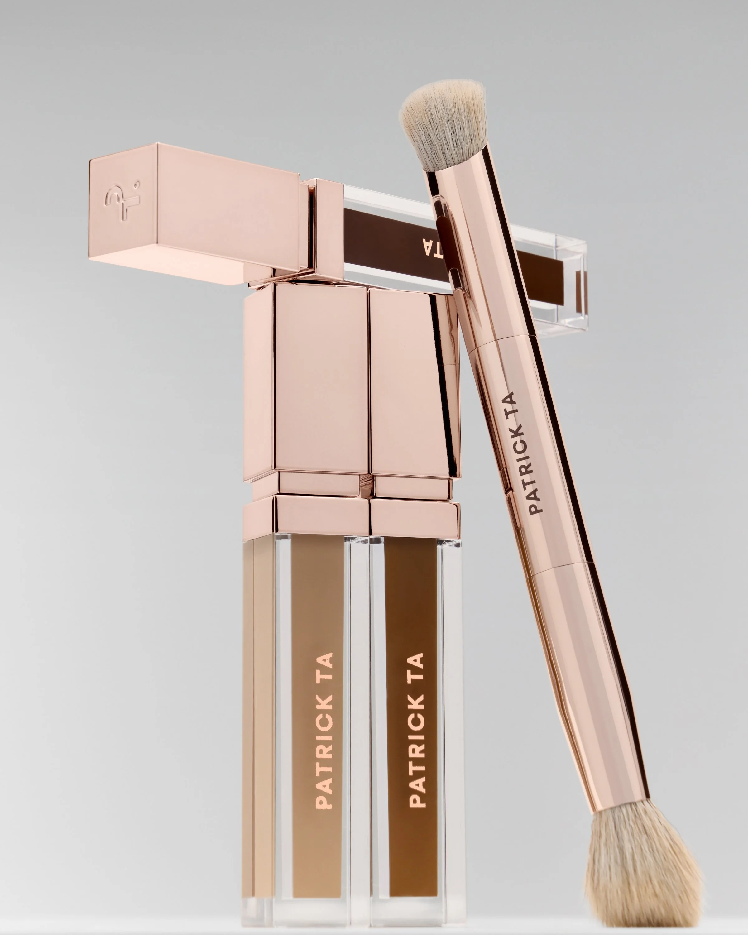 PATRICKTA_STILLLIFE_SHOT_08_CONCEALER_BRUSH_029.jpg