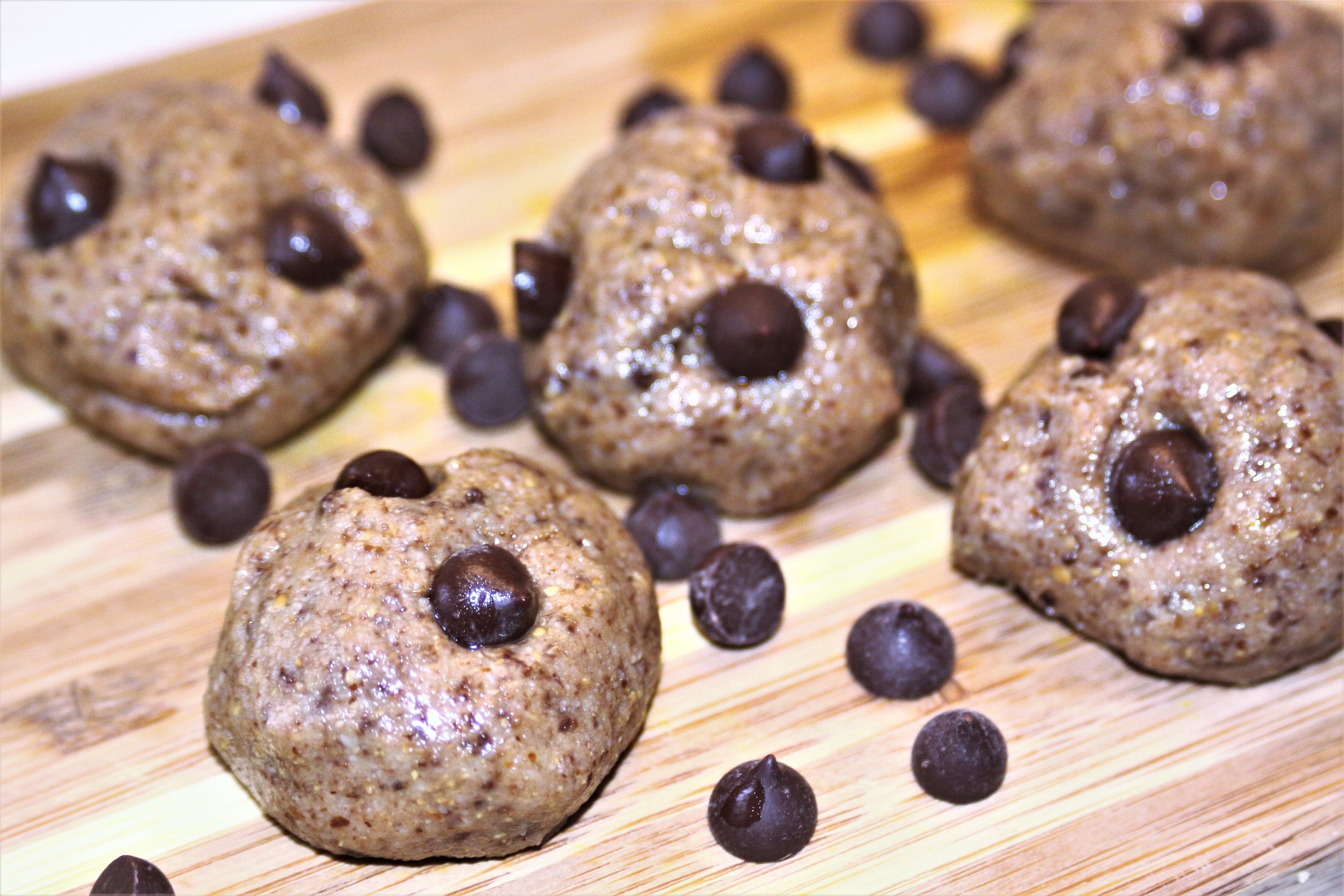 IMG_9879 5-INGREDIENT COOKIE DOUGH BALLS.jpg