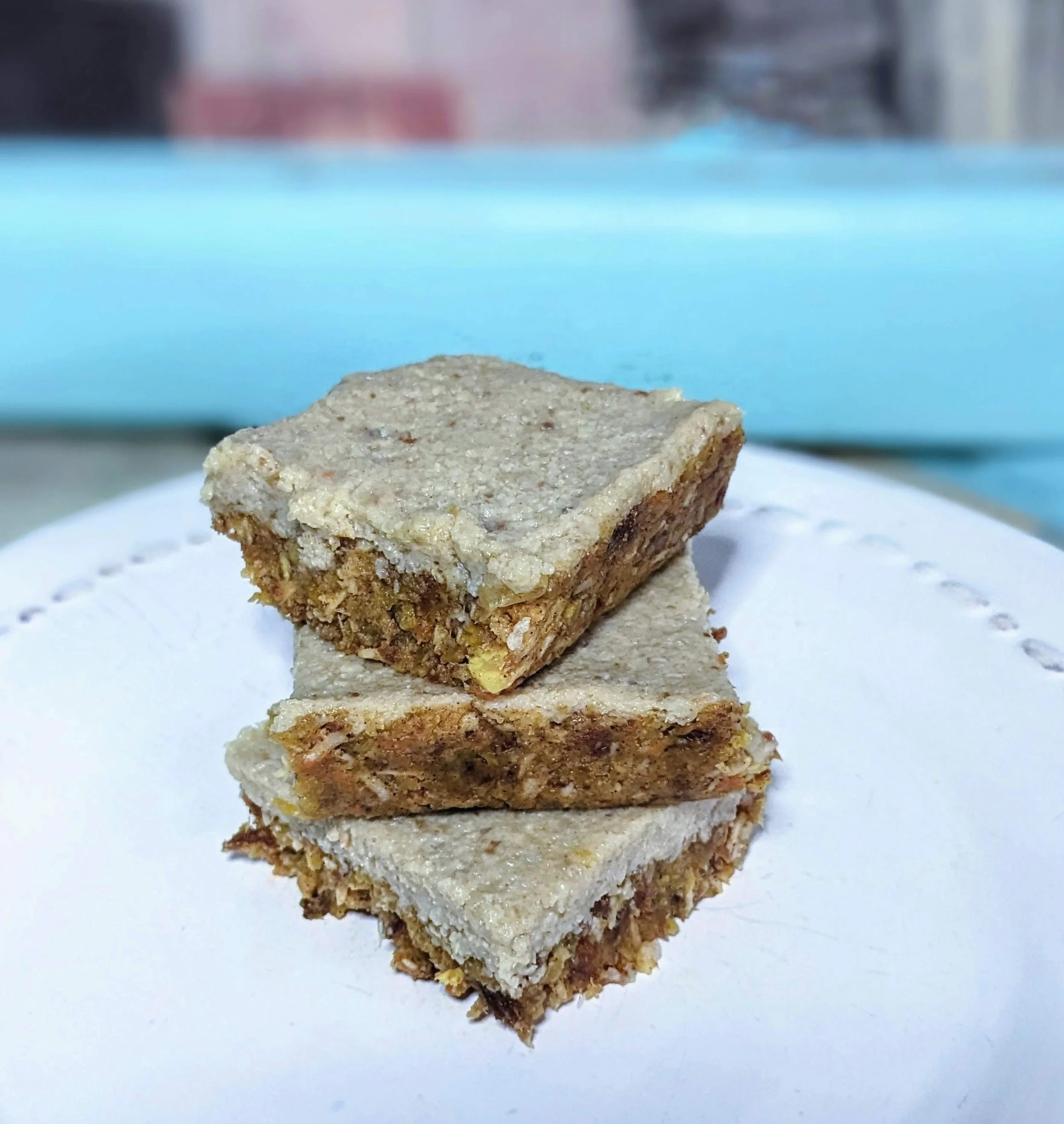 Vanilla Cashew Frosting & Raw Carrot Cake